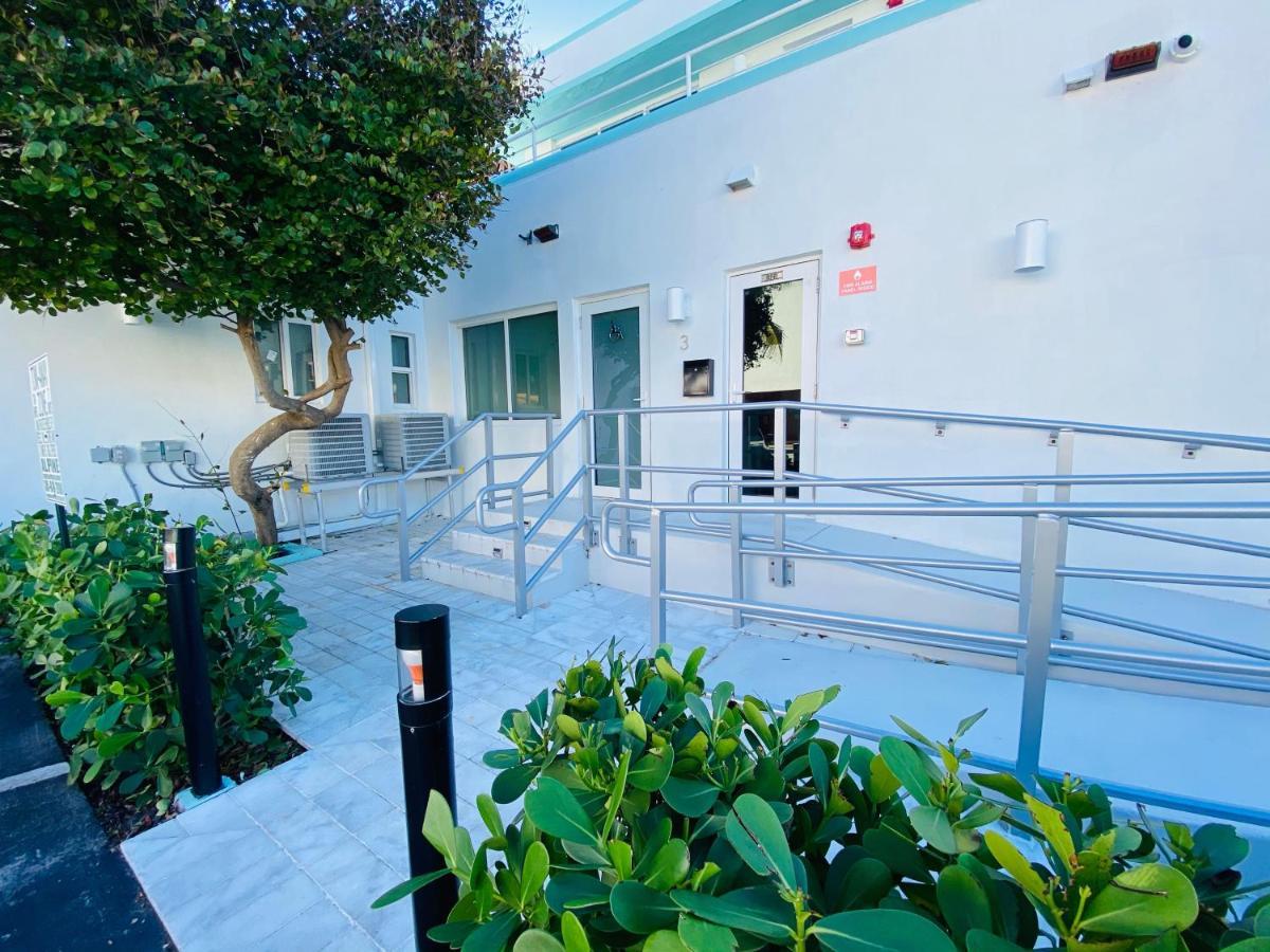 The Marlin Beachside Hollywood Room photo
